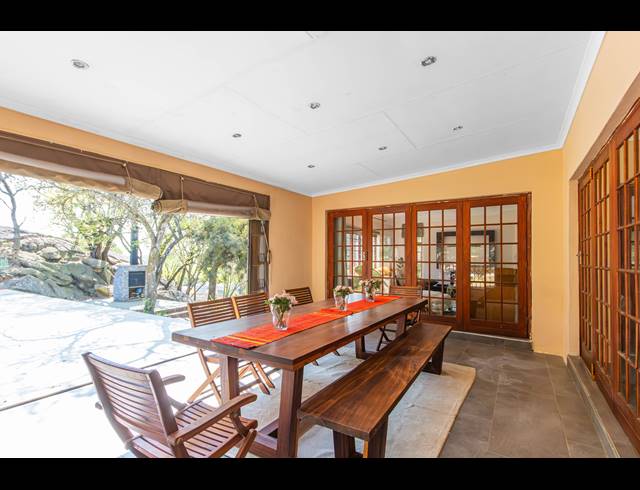 4 BEDROOM HOUSE FOR SALE IN NORTH RIDING AH